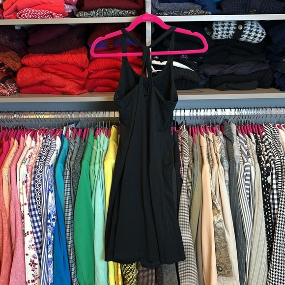 Kuhl black criss cross back built in bra t shirt dress size XS - Picture 3 of 4